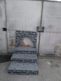 Les 3 marches qui montent nulle part !